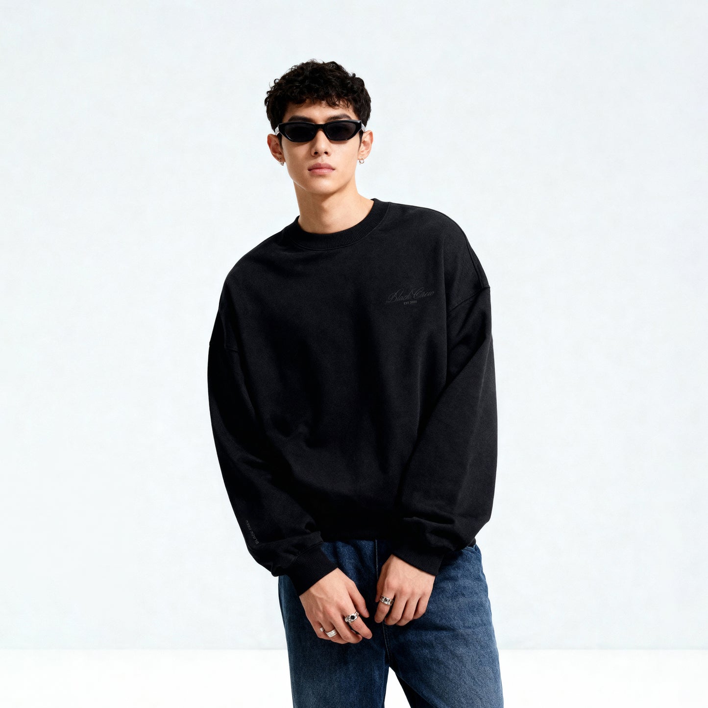 Script Premium Basic Sweatshirt - Black