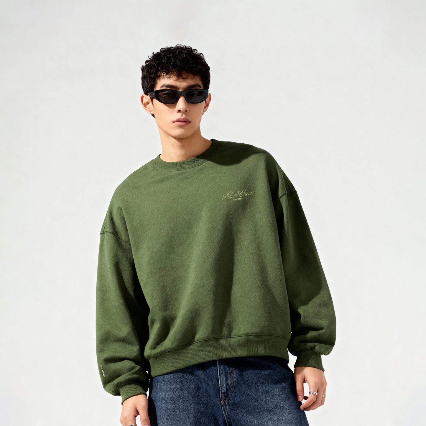 Script Premium Basic Sweatshirt - Olive